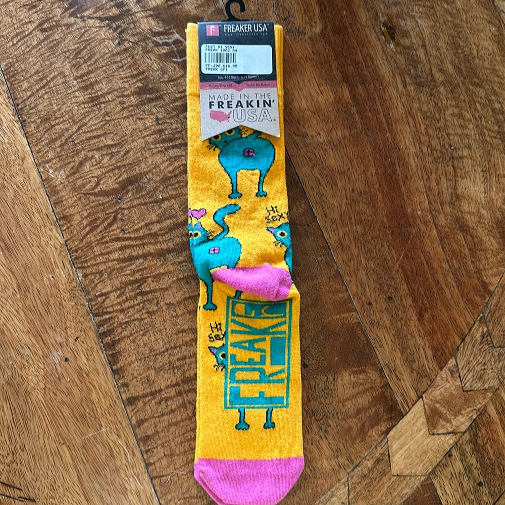 Freaker USA Men's Socks Hi Sexy Sassy Cat Shoe Size 4-13